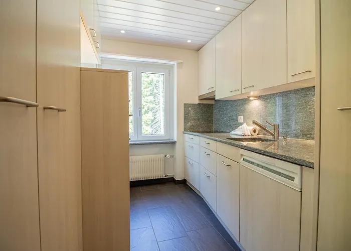 Utoring 412 By Arosa